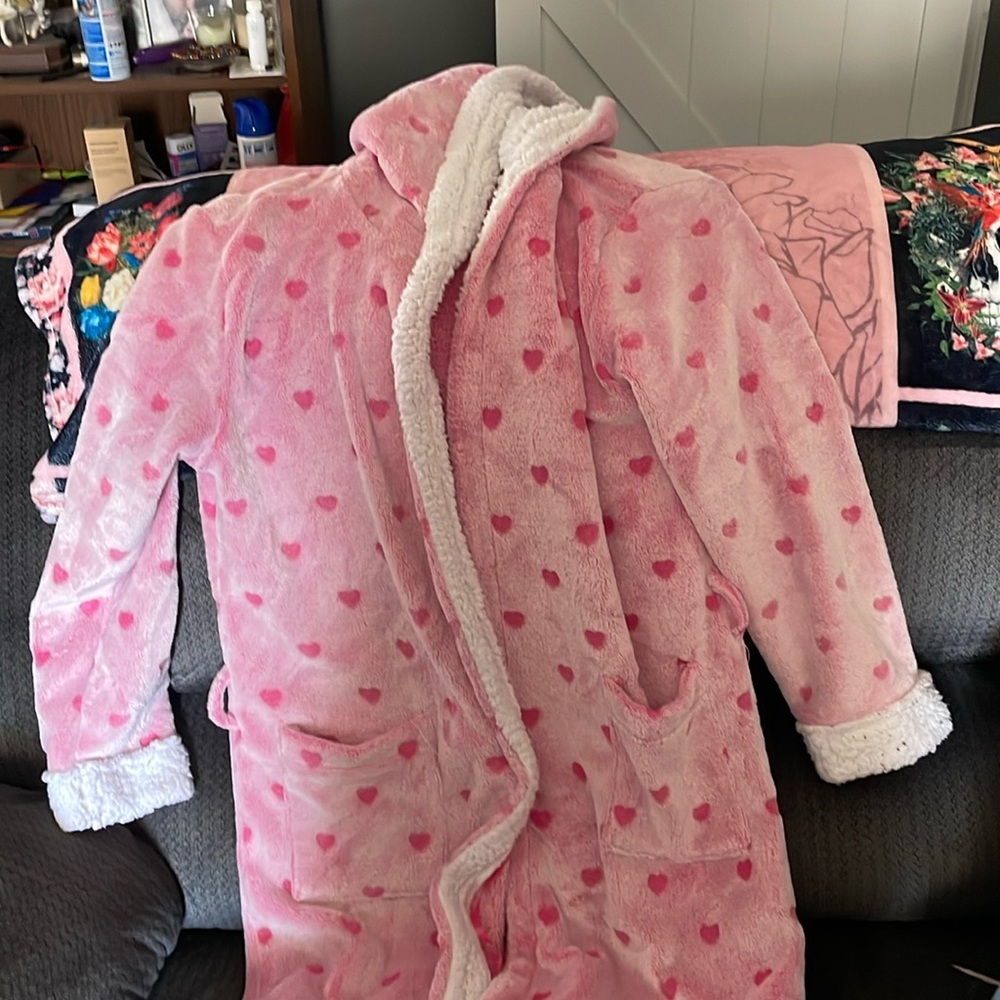 Kid’s hooded robe